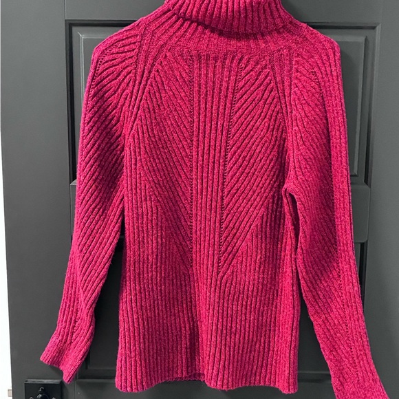 Sundance Sweaters - Sundance Catalog Women's Ribbed Knit Turtleneck Red Sweater, size medium